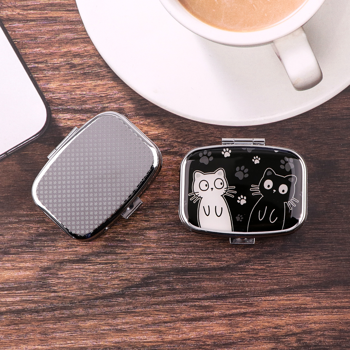 Cartoon Black And White Cat Tr - огляд і ціна Tablet Accessory